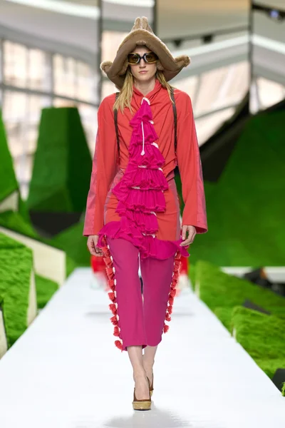 Look 37